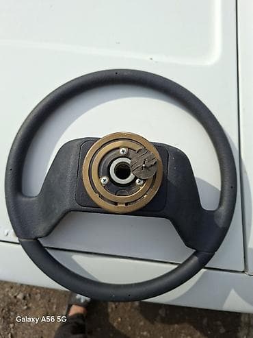 atım qurğu b: Sadə, VAZ (LADA), 2012 il, Karbon, Yeni, Ünvandan götürmə, Ödənişli çatdırılma, Rayonlara çatdırılma — 2