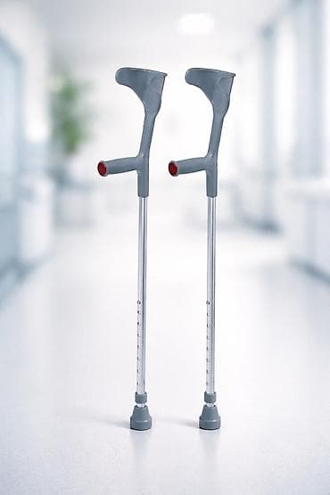 Ходунки, костыли, трости, роллаторы: Təzədirlər,Çatdırılma var — 2