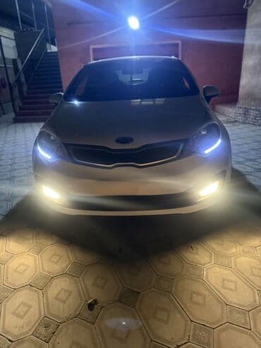 mercedes e 240: Kia Rio sedan - ağ rəng,4qpı,servizdir,bez krasqadır və bərəbər — 8