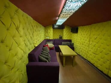 kirayə restoranlar: İçəri şəhər metrosunun yaxınlığında, 360 kv sahəsi olan (yarızirzəmi — 12