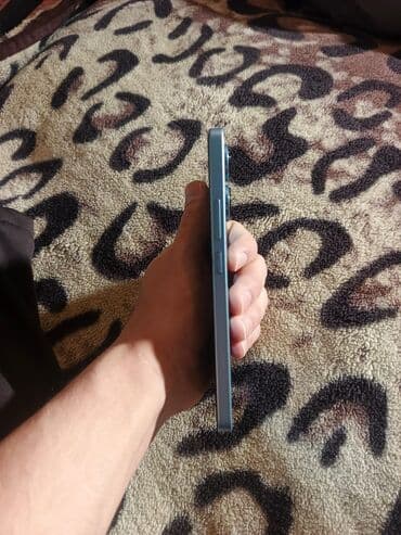 honor 20 lite: Məhsul: Smartfon Xüsusiyyətlər: - Ön tərəfdə mərkəzi deşikli ekran — 4