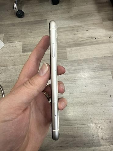 iphone se ucuz: IPhone 11, Ağ, Face ID — 3