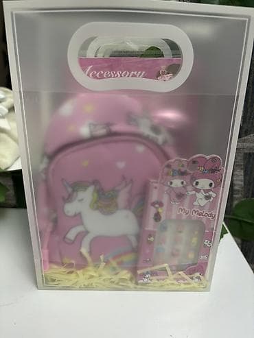 happy meal oyuncaglar: Uşaq üçün “unikorn” temalı hədiyyə dəsti Dəst tərkibi: - Kiçik — 2