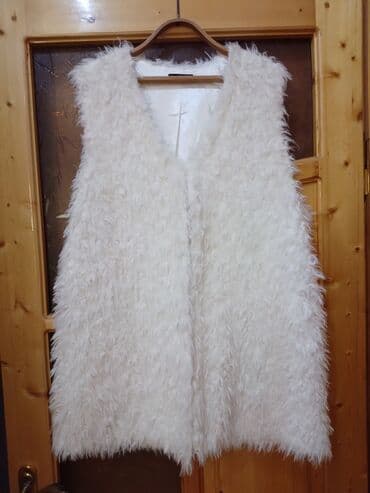 Jilet yumuşaq az geyilib. çatdırılma Köroğlu metrosuna. -15 manat lalafo.az -da Jilet yumuşaq az geyilib. çatdırılma Köroğlu metrosuna. -15 manat