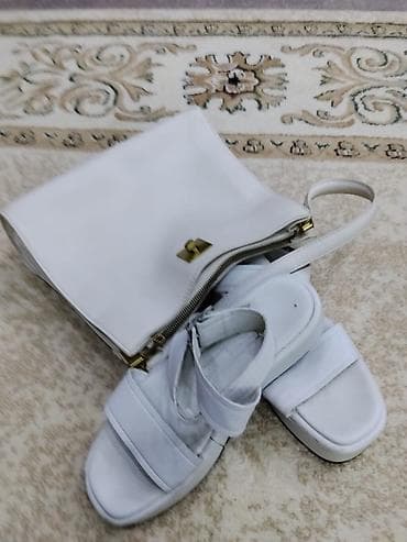 Ağ rəngli qadın dəsti- Zara-size 41 - Ağ sandal: iki enli ön qayış və