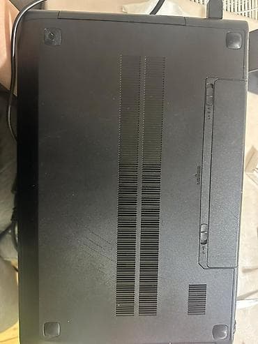 macbook pro 13: Lenovo noutbuk Xüsusiyyətlər: - Ekran: 15.6" (təxmini), mat panel - — 3