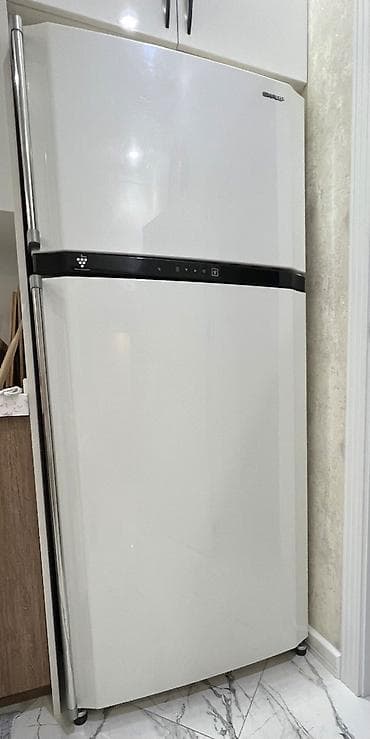 mikro dalgali soba: İşlənmiş 2 qapılı Sharp Soyuducu Satılır — 1