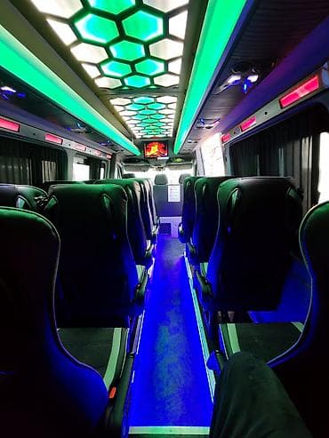 Su nəqliyyatı: 20 nəfərlik Mersedes spirinter səliqəli kondisanerli istiliyli şəhər — 4