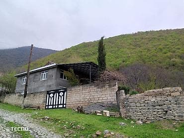 qebele kiraye evler: Iki mərtəbəli ev satılır. ətraflı məlumat üçün əlaqə telefona zəng — 4