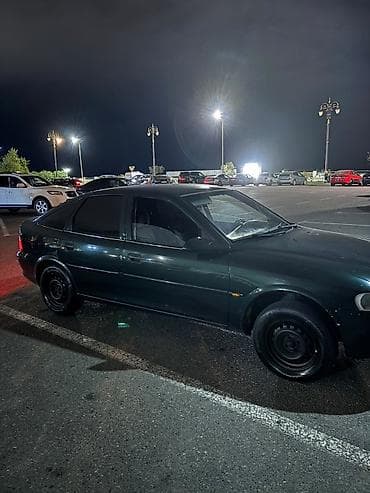 автомобиль: Salam masin satilir Opel vektra ili 1998 mexanika 1.8 mator real alici — 6
