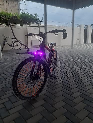 Salam velosiped vista narıncı rengdə qabaqda pultnan işləyen universal — 2