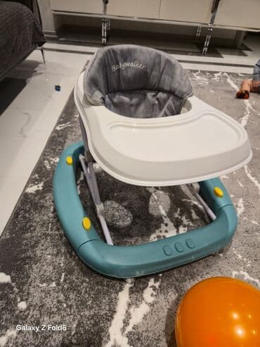 uwaq kalyasqasi: Uşaq gəzdirəni – Babywalker - Rahat yumşaq kürsüklü oturacaq (parça — 1