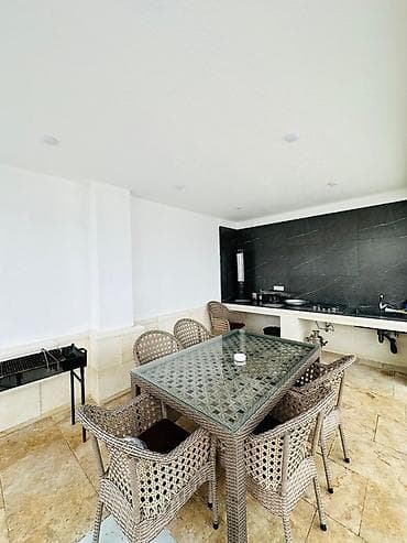 kamp evi: 4 otaqlı, 130 kv. m, Yeni təmirli — 5