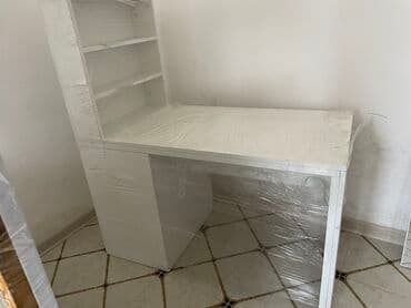 Yeni, Manikür üçün masa