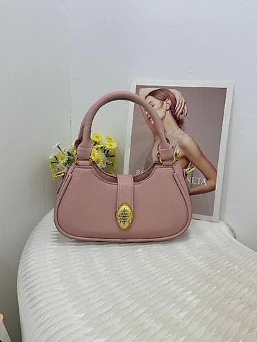 guess sumka: Qadın dəri çanta – elegan dizayn, gündəlik və xüsusi günlər üçün • — 2