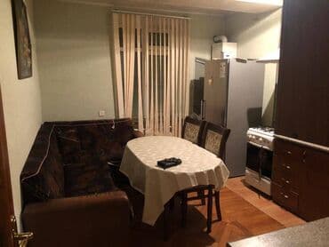 kirayə mənzillər 2022: Bayılda 163 nömrəli məktəbin yanında,4/2-si təmirli,2 otaqlı, Əşyaları — 7