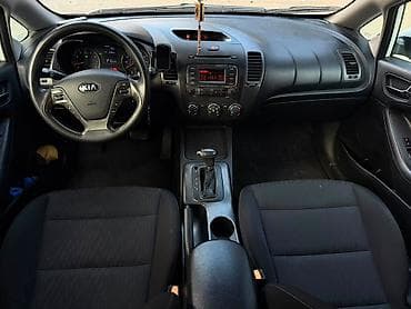 araba motoru: Kia forte səliqəli sürülüb mator karopkada heç bir problem yoxdur — 8