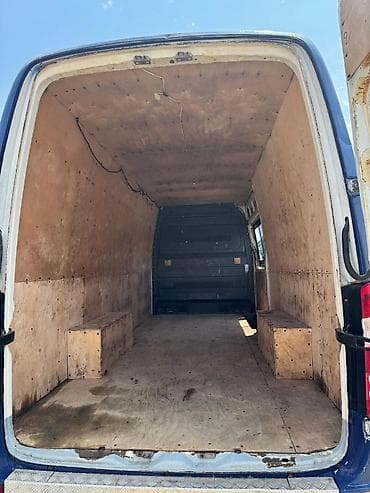 diffuser satisi: Mercedes-Benz Sprinter mikroavtobus Xüsusiyyətlər: - Kuzov: Uzadılmış — 7