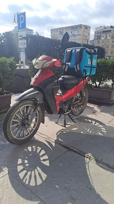 Moto skuter – şəhər içi sürüş və kuryer işi üçün ideal - Korpus