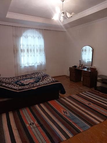 əmircanda ev: Satılır: həyətyanı sahəsi olan fərdi yaşayış evi - Tikili: 2 — 7