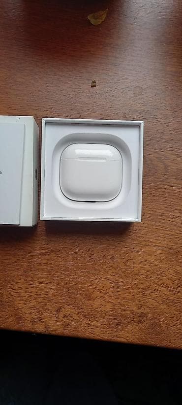 apple macbook air fiyat: Apple AirPods 4 (Model A3050/A3053/A3058) Xüsusiyyətlər: - Qulaqlıq — 1