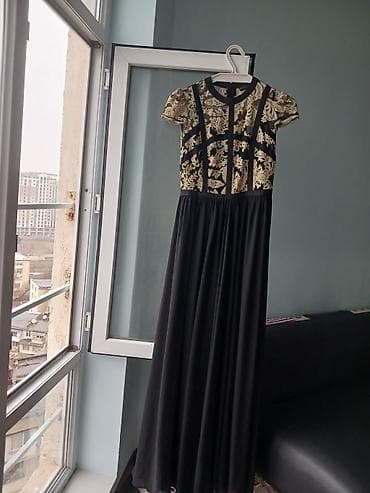 qizi: Qala gecəsi üçün uzun paltar - Rəng: qara, üst hissədə qızılı naxışlı — 2