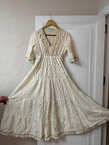 ağ donlar instagram: Bohem üslubunda ağ/bej rəngli uzun don - Model: A-kəsim, maxi uzunluq — 1