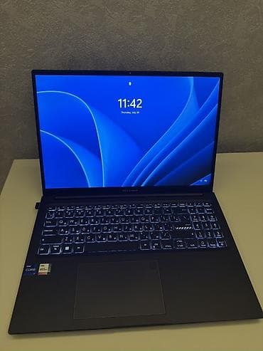 ASUS: İşlənmiş ASUS Vivobook, 15.6 ", Intel Core i7, 1 TB, Ünvandan götürmə, Ödənişli çatdırılma — 1