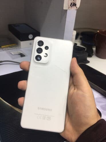 samsung galaksi: Samsung Galaxy A33 — 2