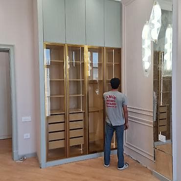 demir dekor: Düz dolab, Yataq otağı üçün, Qarderob, Açılan, Korpuslu, 6 qapı — 4