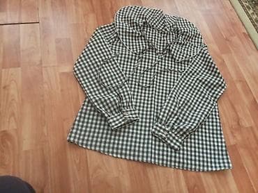 şəkilli qadın maykaları: Qara-ağ dama naxışlı qadın köynəyi. Koynək 1 defe geyinilib razmer xl — 2