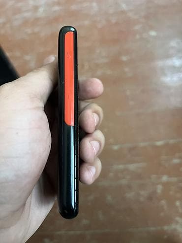 philips xenium x525: Nokia 5310, rəng - Qara, Düyməli — 3