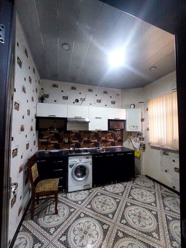sumqayit 1otaq: 4 sot tecili satilir ev qarışıq senedlerde qaydasinda Teze corat cüme — 10