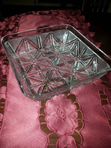 murebbe qablari: 3 ədəd Böyuk meyvə xrustal qablari dörd bucaqli-i50 azn biri-50 biri — 2
