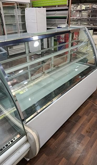 şirniyyat vitrin: Şüşə vitrinli soyuducu tezgah - Ön və üst hissəsi panoramik şüşəli — 1