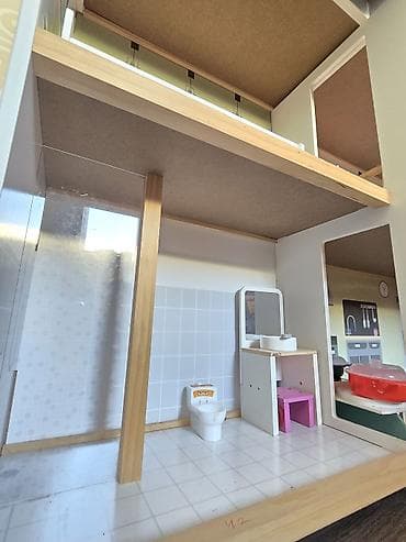 taxta qapl: Taxta Kukla Evi – çoxmərtəbəli, mebellərlə tam, 450 manata alınıb. - — 4