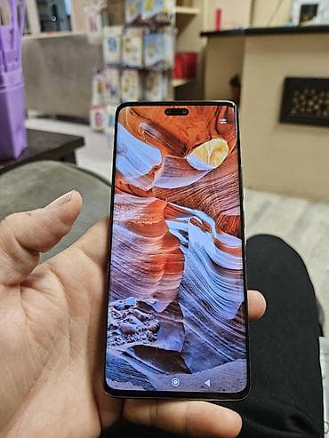 Xiaomi 13 Lite, 128 GB, rəng - Qara, 
 Barmaq izi, Face ID