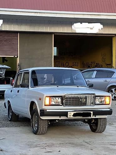 avtomobil aformut qiymeti: VAZ (LADA) 2107: 1.7 l | 2005 il 100000 km Sedan — 4
