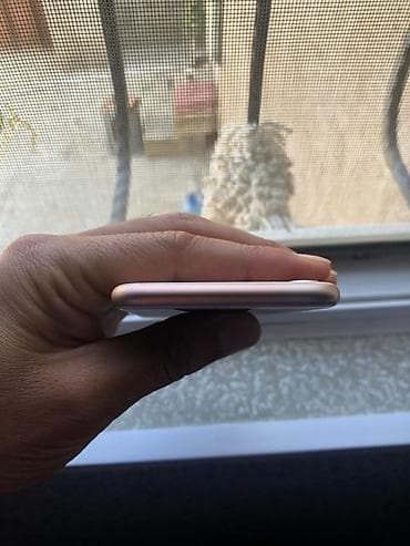 iphone 11 500 azn: IPhone 8, Qızılı, Barmaq izi — 5