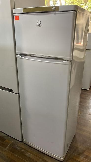 2 qapılı Indesit Soyuducu Satılır, rəng - Ağ