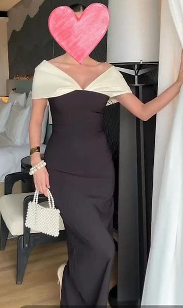 mirvari reng: Zərif axşam geyimi – ikirəngli, çiyinüstü (off-shoulder) kəsim. - — 2
