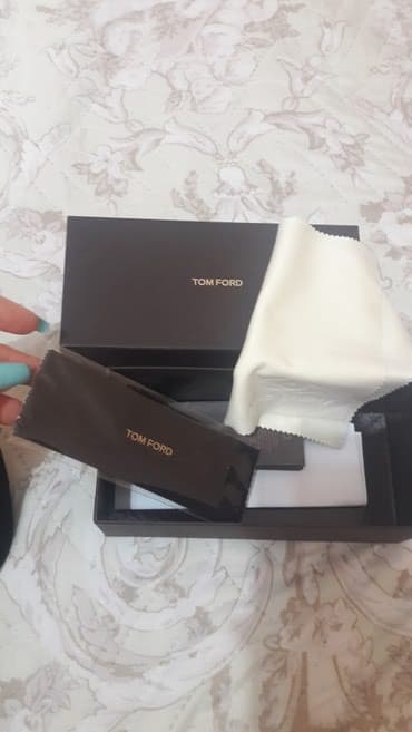 optik nisangah satilir: Tom Ford eynek — 8