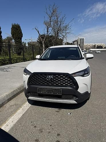 toyota.corolla: Toyota Corolla Cross: 2 l | 2025 il Krossover — 5