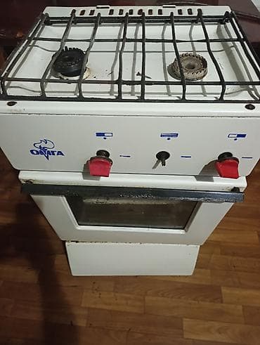 pletka: 2 gözlü qaz plitəsi. Bir gözü pis işləyir. altı soba — 1
