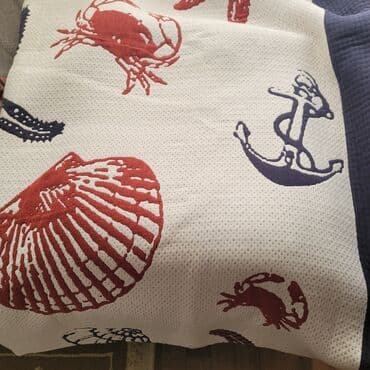 iydə tozunun qiyməti: Güllü nazik sindifon adyal 5 az İkiüzlü qalın adyal 1i 15 azn Boz yun — 6