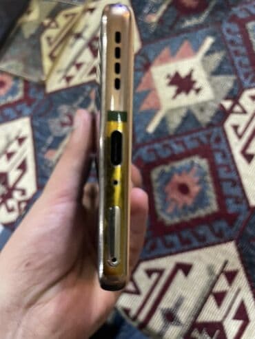 мини телефон: Infinix Zero 30, 256 GB, rəng - Qızılı, Sensor — 4