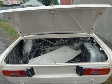 ваза напольная стеклянная высокая без узора: Model: VAZ 2106 sedan Xüsusiyyətlər: - Rəng: ağ, 4 qapı - Mexaniki — 13