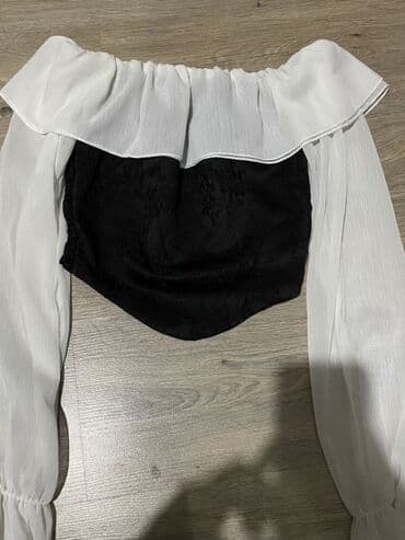 женские черные рубашки: Qadın üçün of-şolder (çiyin açıq) bluz — 2