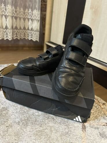 krasovka qizlar ucun: Krossovka, Uniseks, 38, Adidas — 3