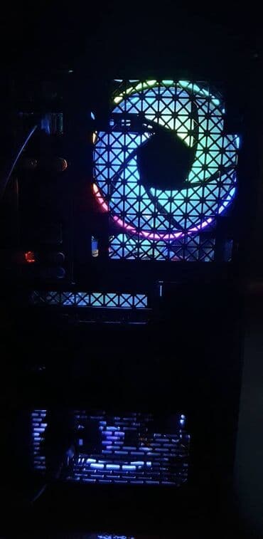 Фото и видеокамеры: Komputeri 1-2 aydır istifadə edirəm. Şəkildə də görsəndiyi kimi — 7